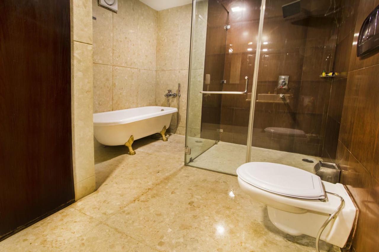 FabHotel White Klove Paharganj New Delhi Bagian luar foto