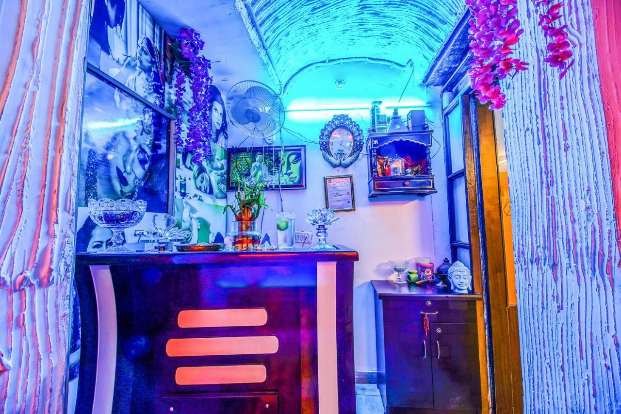 FabHotel White Klove Paharganj New Delhi Bagian luar foto